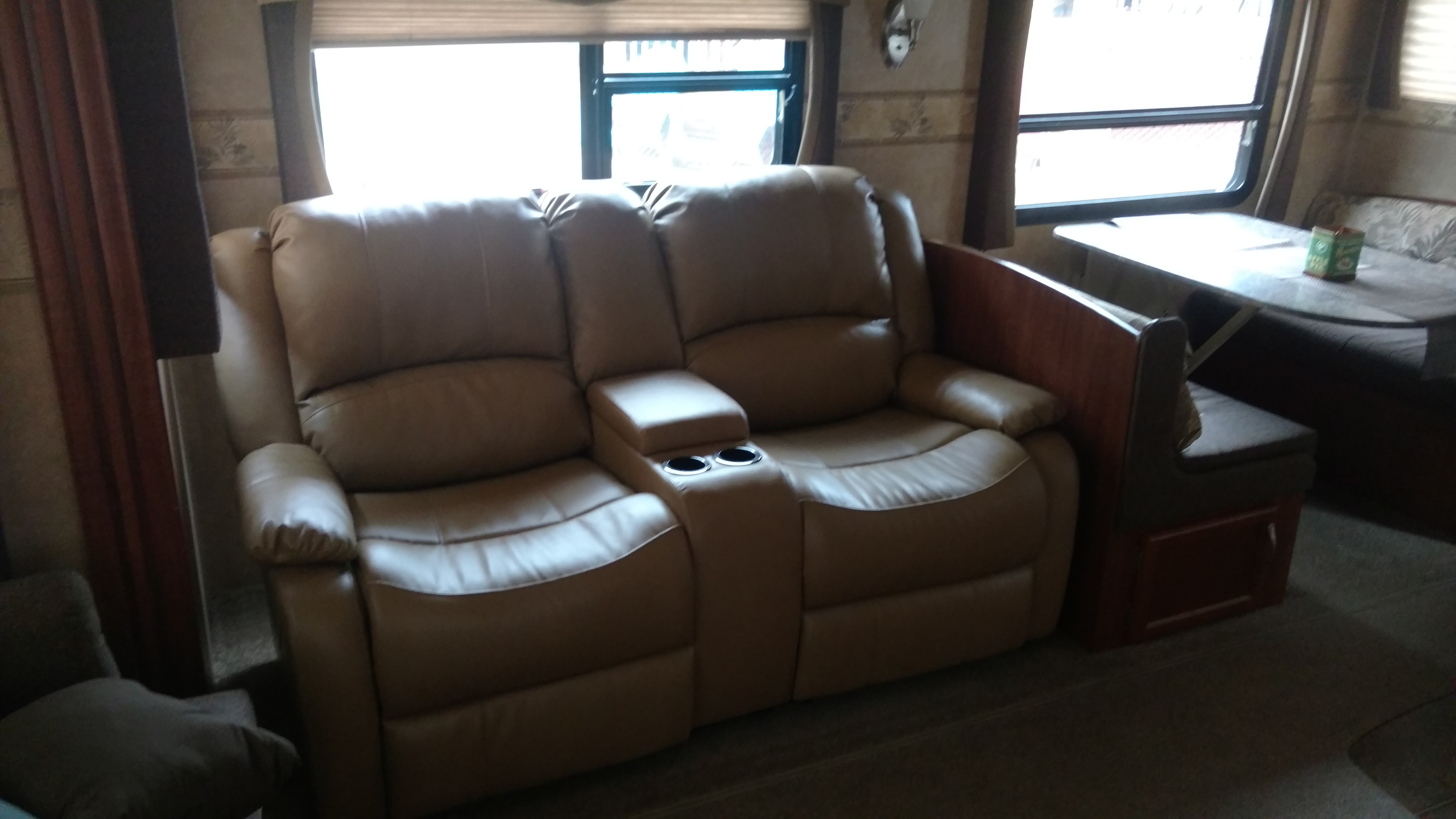 32-2011-jayco.jpg 32-2011-jayco.jpg